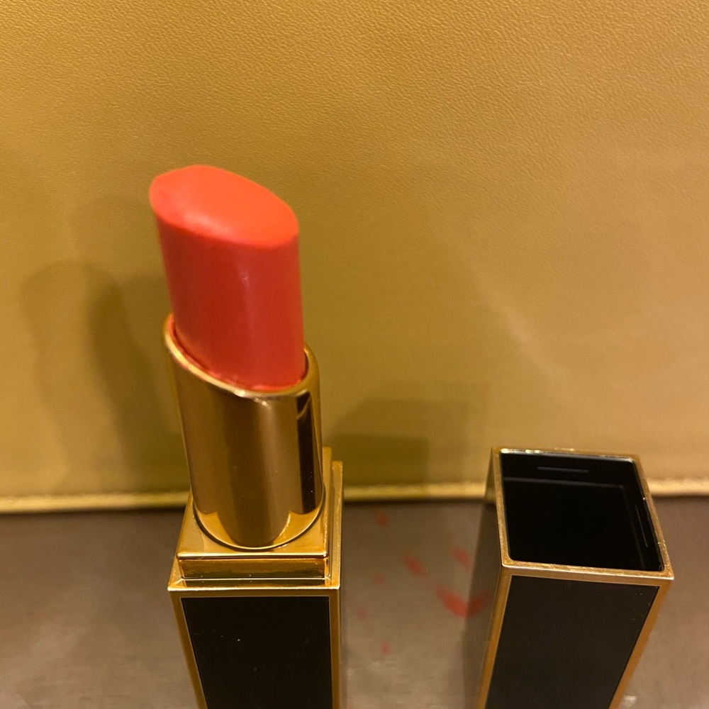 Tom Ford lip color shine 09 Insidious